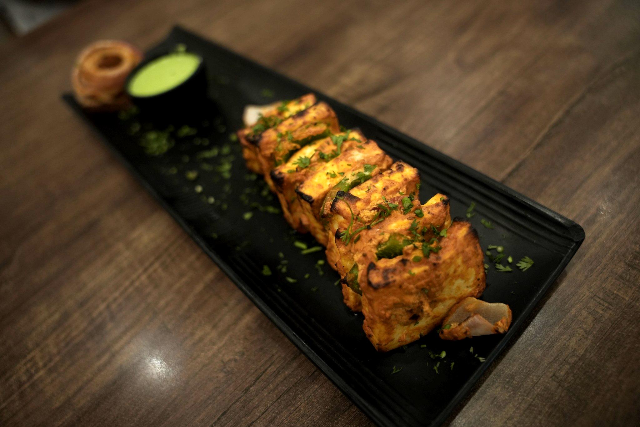 Restaurant Ambiance